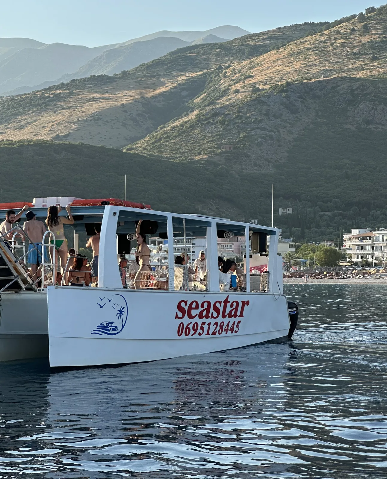 Nove anni di viaggi indimenticabili, Riviera Boats AL